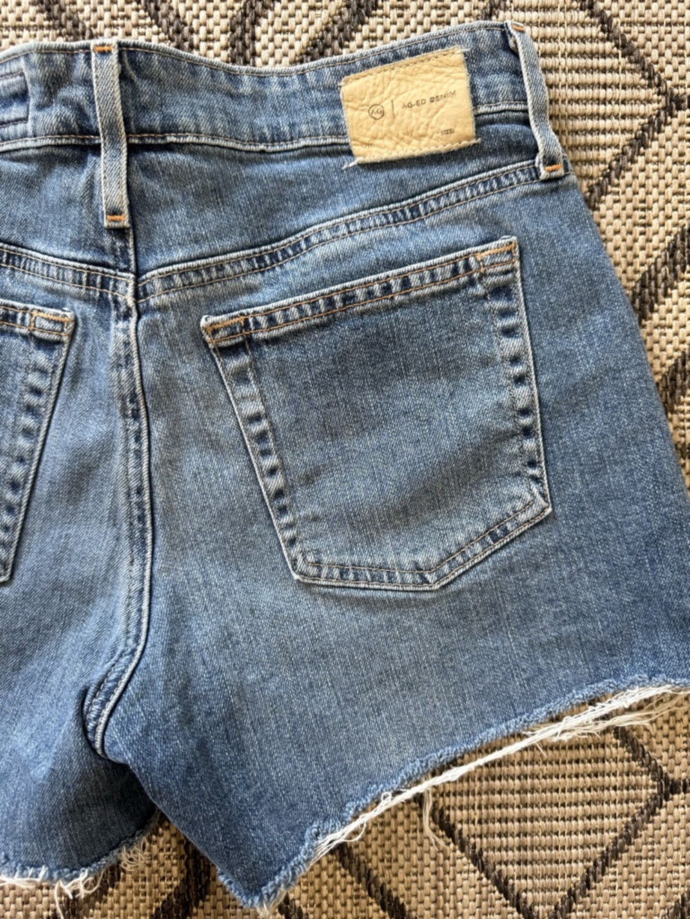 Ag Adriano Goldschmied Hailey Cut Off Frayed Raw Hem Relaxed Fit Denim Shorts 26 - Picture 5 of 7